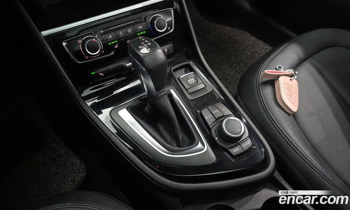 BMW 2 серия 2016 2.0 автомат (гидро), фото 9