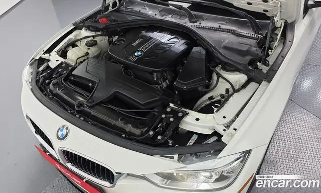 BMW 3 серия 2015 2.0 автомат (гидро), миниатюра 6 BMW 3 серия 2015 2.0 автомат (гидро), миниатюра 6