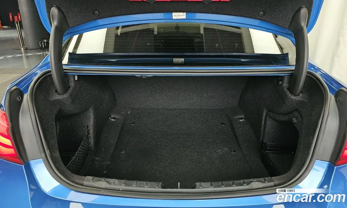 BMW 3 серия 2017 2.0 автомат (гидро), фото 20