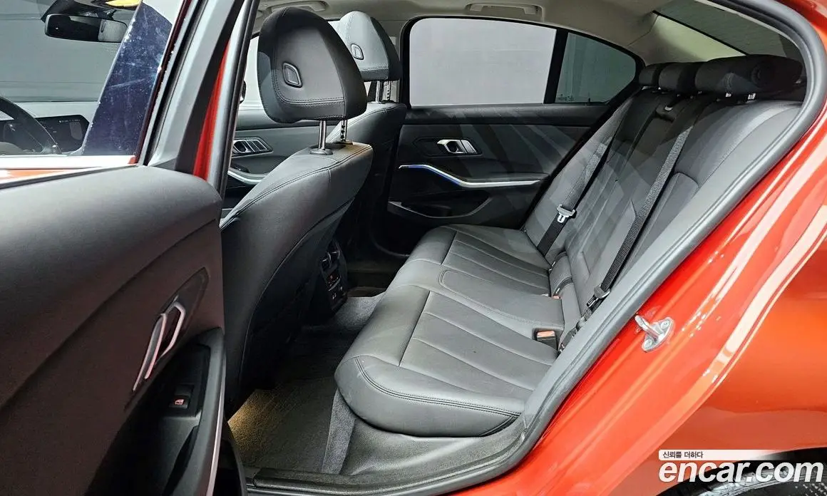BMW 3 серия 2019 2.0 автомат (гидро), фото 12 BMW 3 серия 2019 2.0 автомат (гидро), фото 12