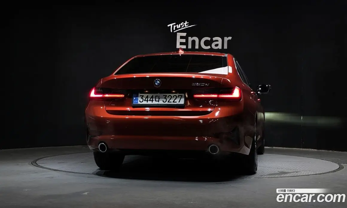 BMW 3 серия 2019 2.0 автомат (гидро), фото 4 BMW 3 серия 2019 2.0 автомат (гидро), фото 4