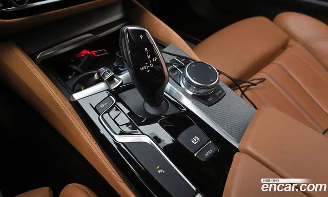 BMW 5 серия 2018 2.0 автомат (гидро), миниатюра 9