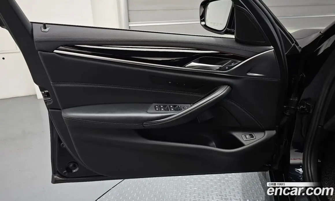 BMW 5 серия 2019 2.0 автомат (гидро), фото 14 BMW 5 серия 2019 2.0 автомат (гидро), фото 14