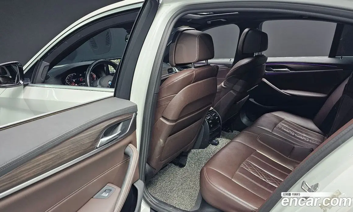 BMW 5 серия 2020 2.0 автомат (гидро), фото 17 BMW 5 серия 2020 2.0 автомат (гидро), фото 17