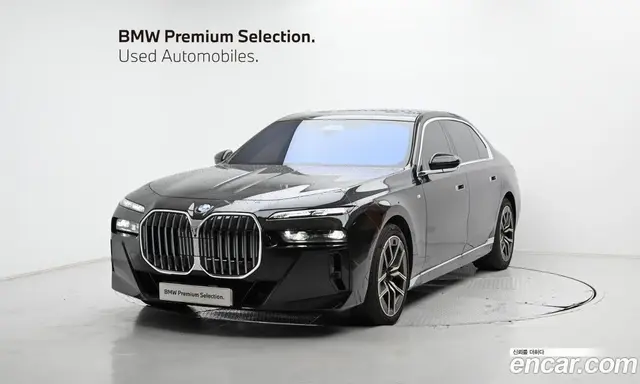 BMW 7 серия, 2024, 24 260 км