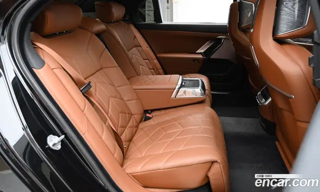 BMW 7 серия 2024 3.0 автомат (гидро), миниатюра 12