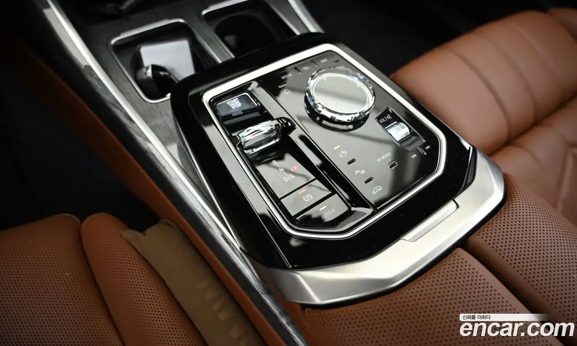 BMW 7 серия 2024 3.0 автомат (гидро), фото 9