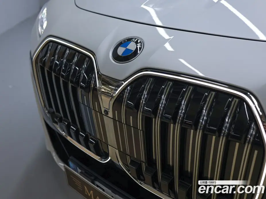 BMW 7 серия 2025 3.0 автомат (гидро), фото 18