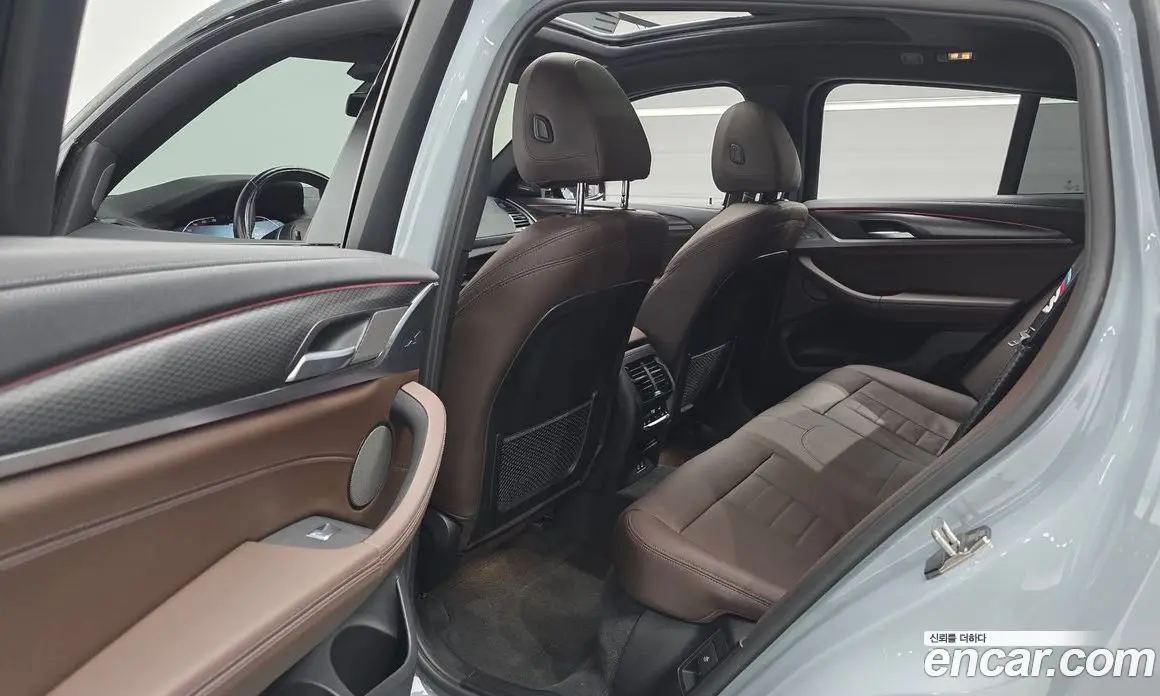 BMW X4 2023 2.0 автомат (гидро), фото 16