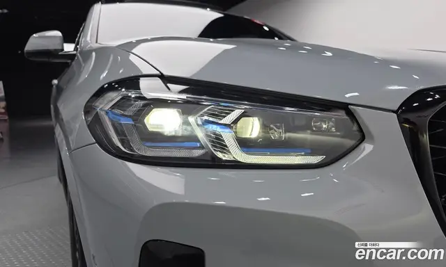 BMW X4 2023 2.0 автомат (гидро), миниатюра 8