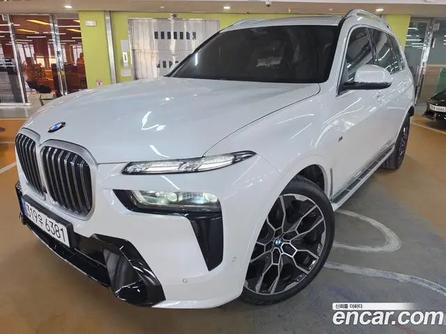 BMW X7, 2025, 17 000 км