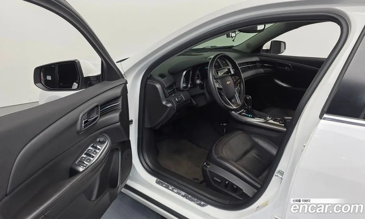 Chevrolet Malibu 2014 2.0 автомат (гидро), фото 10 Chevrolet Malibu 2014 2.0 автомат (гидро), фото 10
