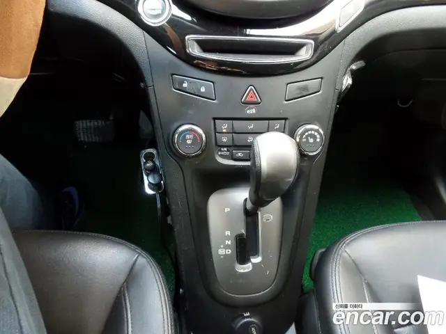 Chevrolet Orlando 2017 2.0 автомат (гидро), миниатюра 9