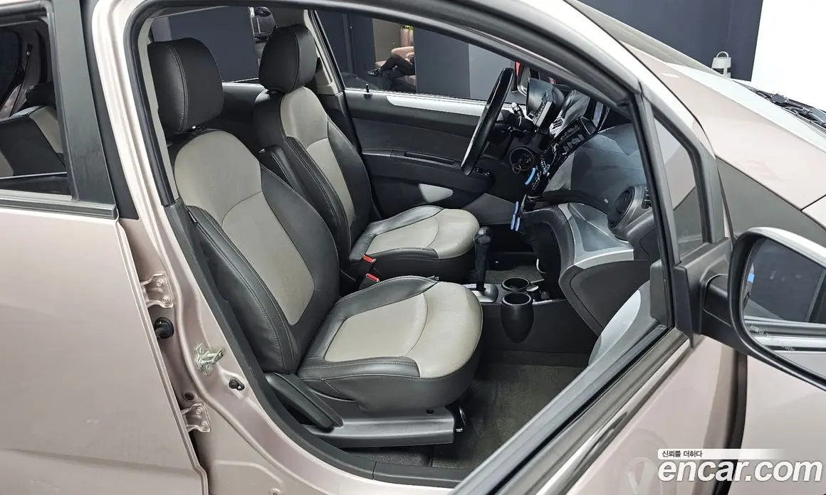 Chevrolet Spark 2012 1.0 автомат (гидро), фото 12 Chevrolet Spark 2012 1.0 автомат (гидро), фото 12