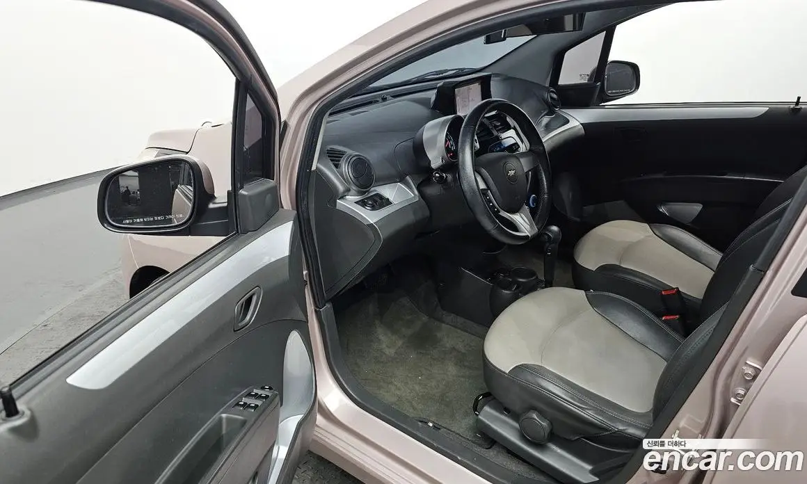 Chevrolet Spark 2012 1.0 автомат (гидро), фото 10 Chevrolet Spark 2012 1.0 автомат (гидро), фото 10