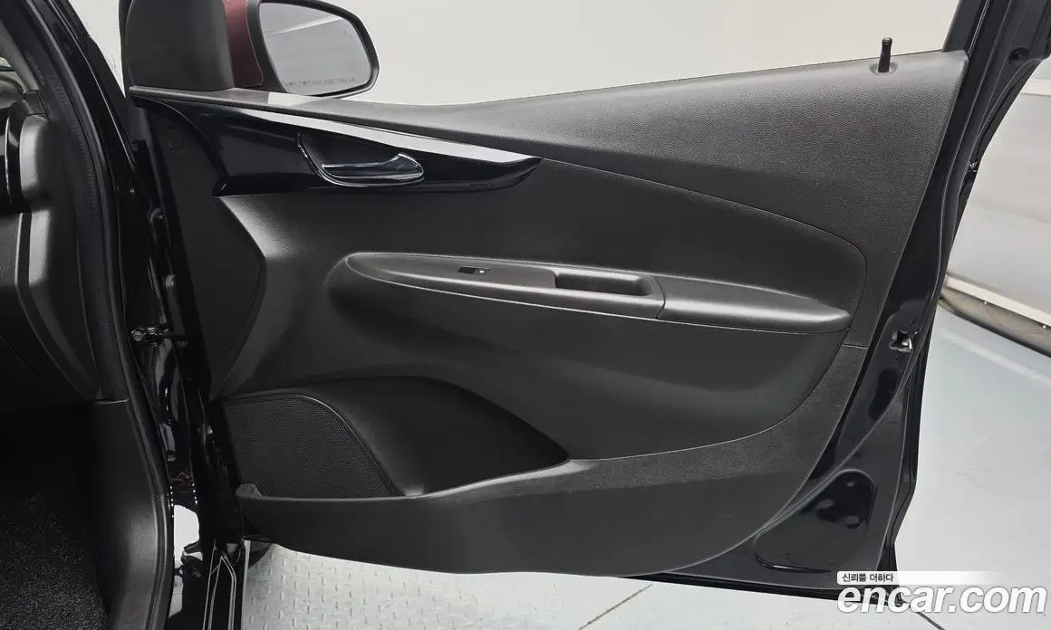 Chevrolet Spark 2019 1.0 автомат (гидро), фото 13