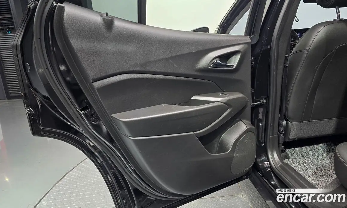 Chevrolet Trax 2023 1.2 автомат (гидро), фото 14