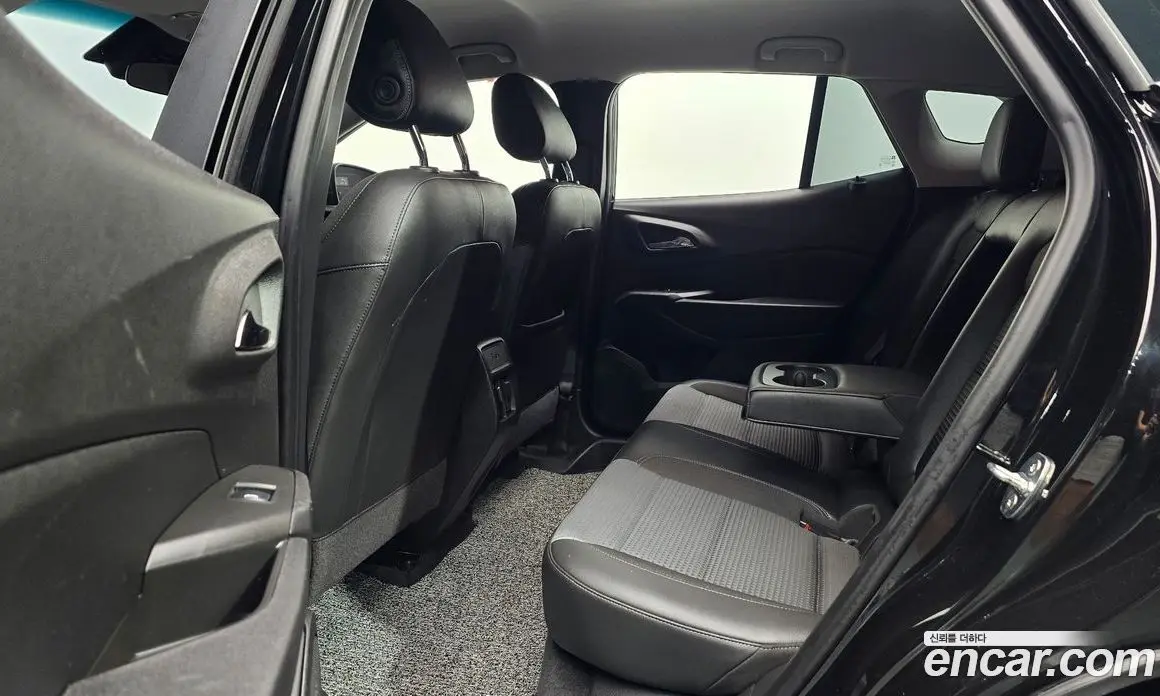 Chevrolet Trax 2023 1.2 автомат (гидро), фото 17