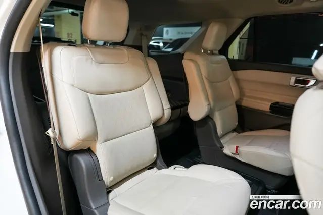 Ford Explorer 2021 3.0 автомат (гидро), миниатюра 10 Ford Explorer 2021 3.0 автомат (гидро), миниатюра 10