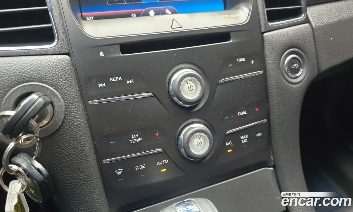 Ford Taurus 2012 2.0 автомат (гидро), фото 17
