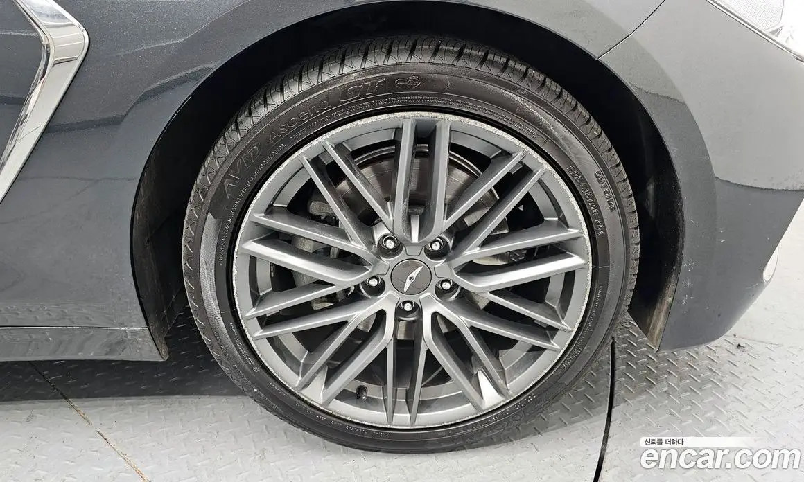 Genesis G70 2017 2.0 автомат (гидро), фото 5 Genesis G70 2017 2.0 автомат (гидро), фото 5