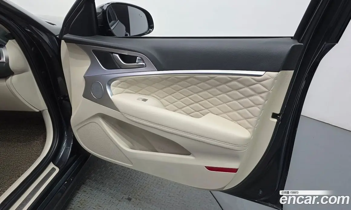 Genesis G70 2019 2.0 автомат (гидро), фото 14