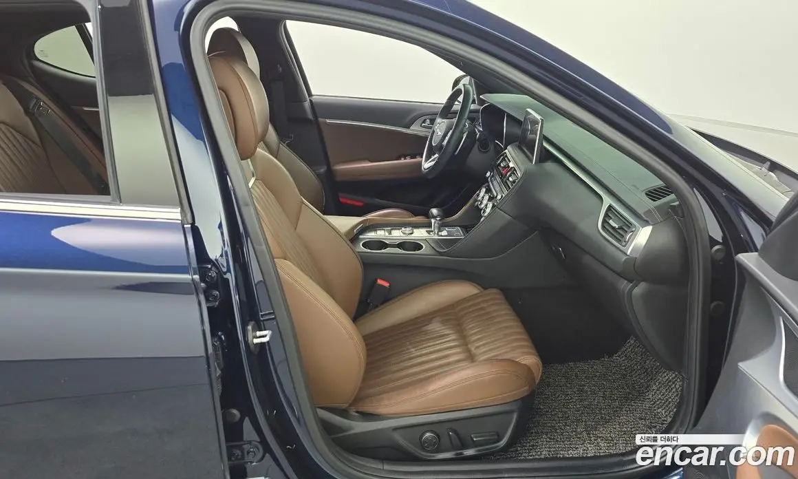 Genesis G70 2020 2.2 автомат (гидро), фото 11