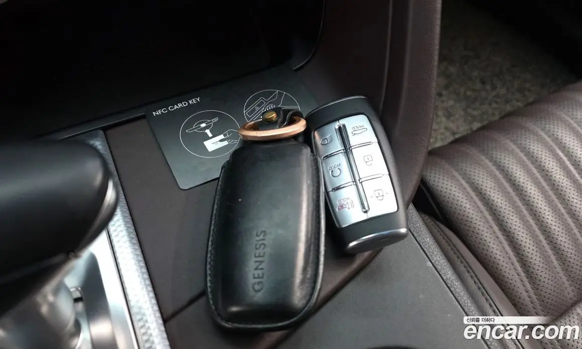 Genesis G70 2021 2.2 автомат (гидро), фото 18 Genesis G70 2021 2.2 автомат (гидро), фото 18