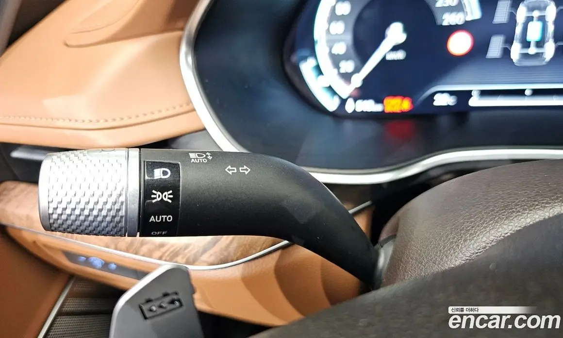 Genesis G80 2022 0.2 автомат (гидро), фото 28