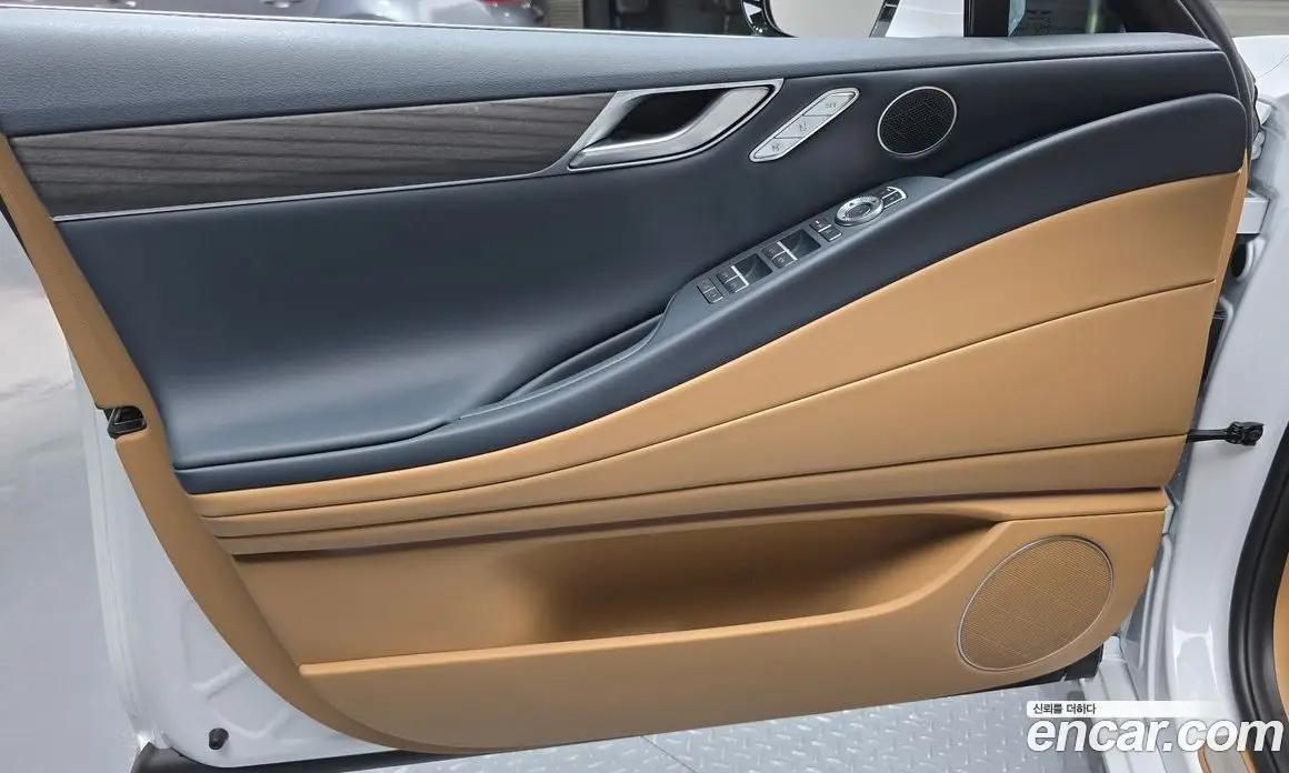 Genesis G80 2025 2.5 автомат (гидро), фото 14
