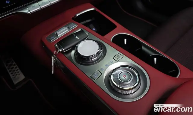 Genesis GV70 2021 2.5 автомат (гидро), миниатюра 9