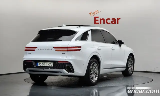 Genesis GV70, 2021, 65 388 км