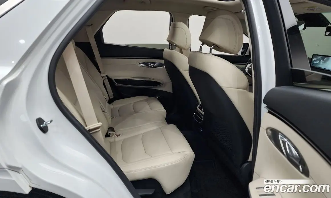 Genesis GV70 2021 2.5 автомат (гидро), фото 16