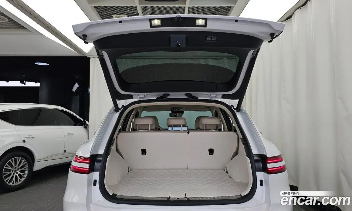 Genesis GV70 2024 2.5 автомат (гидро), фото 26