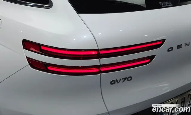Genesis GV70 2025 2.5 автомат (гидро), миниатюра 9 Genesis GV70 2025 2.5 автомат (гидро), миниатюра 9