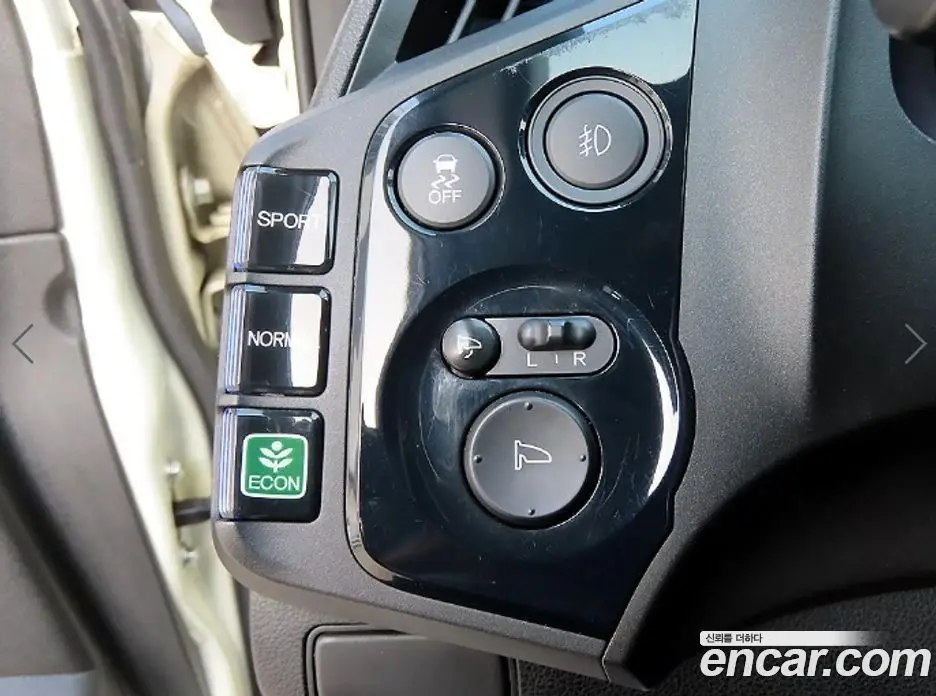 Honda CR-Z 2011 1.5 автомат (гидро), фото 12 Honda CR-Z 2011 1.5 автомат (гидро), фото 12