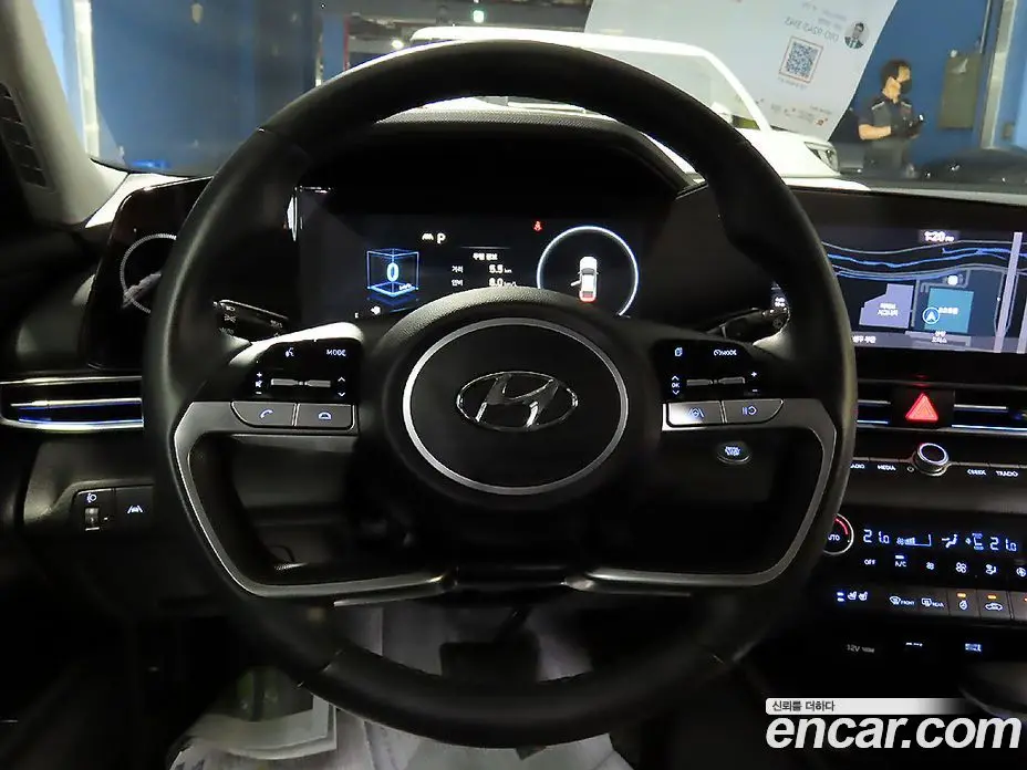 Hyundai Avante 2021 1.6 автомат (гидро), фото 15