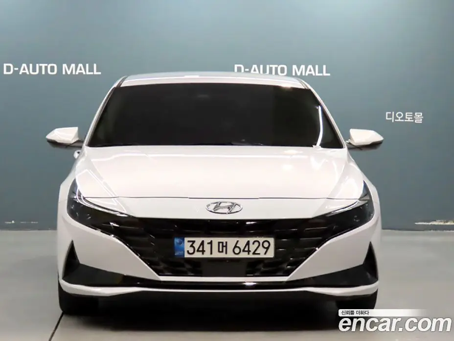 Hyundai Avante 2021 1.6 автомат (гидро), фото 3