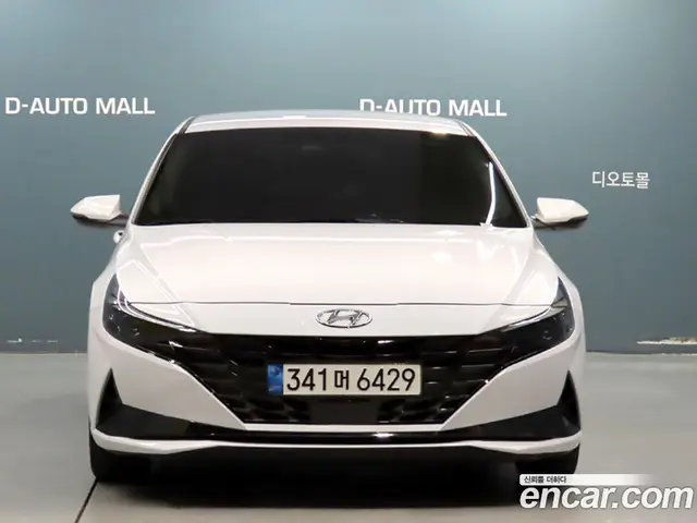 Hyundai Avante 2021 1.6 автомат (гидро), миниатюра 3