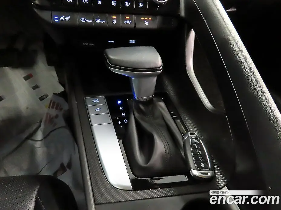 Hyundai Avante 2021 1.6 автомат (гидро), фото 9