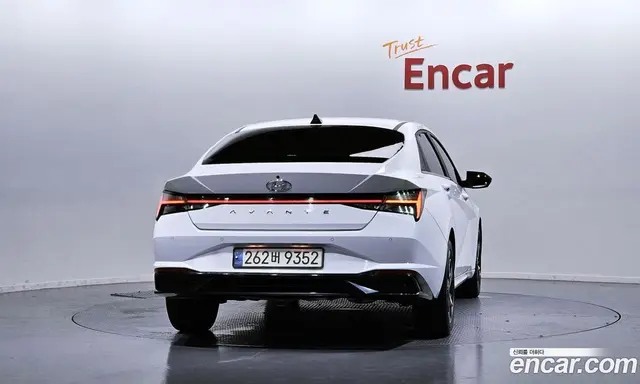 Hyundai Avante 2022 1.6 автомат (гидро), миниатюра 4