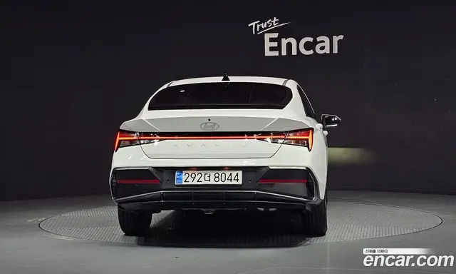 Hyundai Avante 2024 1.6 автомат (гидро), миниатюра 4