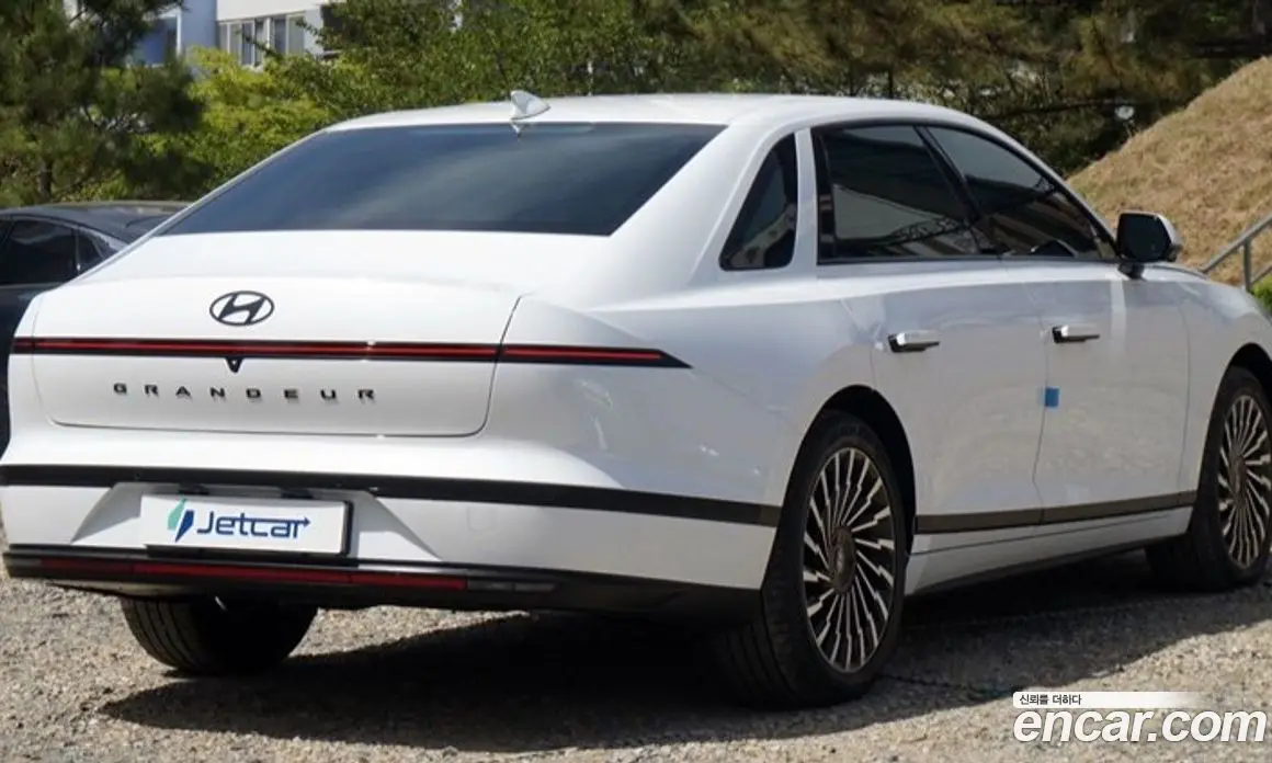 Hyundai Grandeur 2026 2.5 автомат (гидро), фото 4 Hyundai Grandeur 2026 2.5 автомат (гидро), фото 4