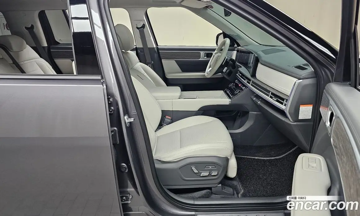 Hyundai Santa Fe 2025 1.6 автомат (гидро), фото 16