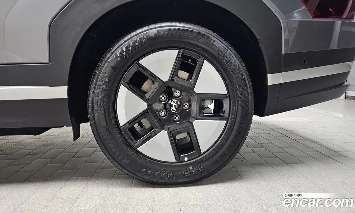 Hyundai Santa Fe 2025 1.6 автомат (гидро), фото 7