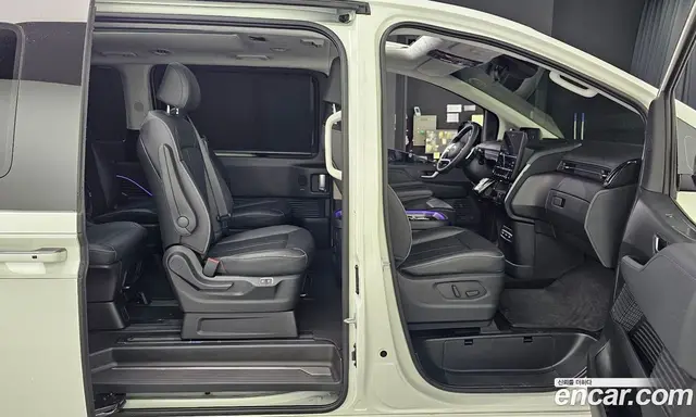 Hyundai Staria 2023 2.2 автомат (гидро), миниатюра 12