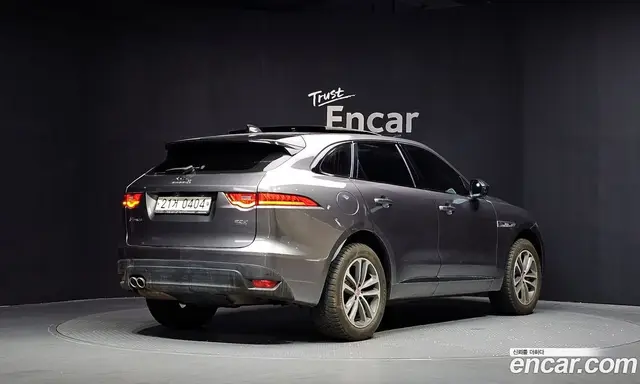 Jaguar F-Pace 2016 2.0 автомат (гидро), миниатюра 2 Jaguar F-Pace 2016 2.0 автомат (гидро), миниатюра 2