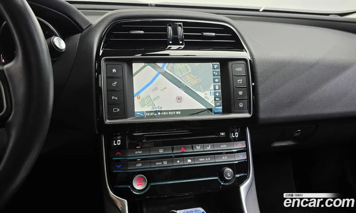 Jaguar XE 2015 2.0 автомат (гидро), фото 12 Jaguar XE 2015 2.0 автомат (гидро), фото 12