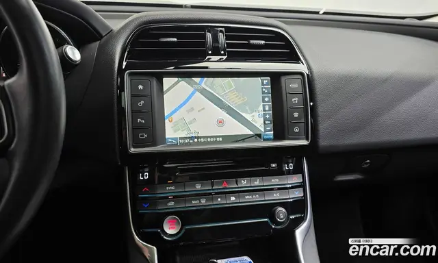 Jaguar XE 2015 2.0 автомат (гидро), миниатюра 12