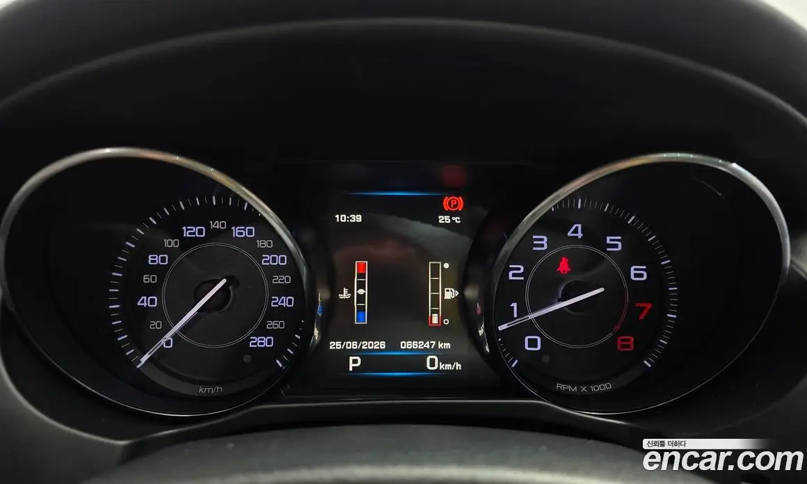 Jaguar XE 2015 2.0 автомат (гидро), фото 8 Jaguar XE 2015 2.0 автомат (гидро), фото 8